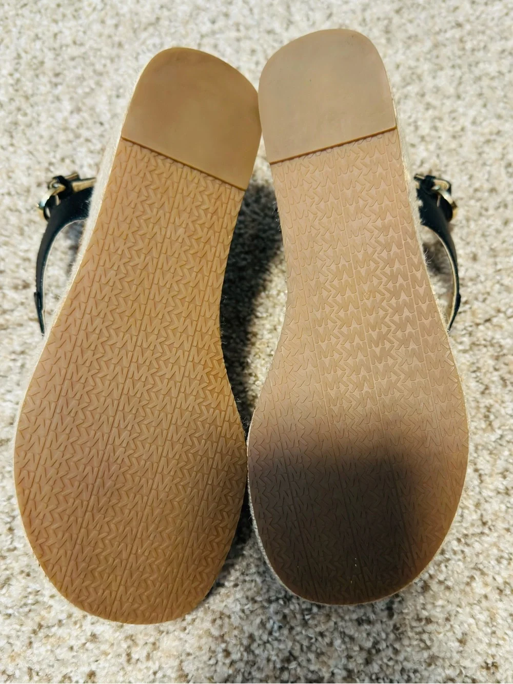 Michael Kors Black Leather Espadrille Wedge Sandals MK t-strap Gold Logo Sz 6.5